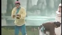 桂林彩调：一抓抓磨豆腐
