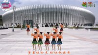 宇美广场舞《桃花朵朵开》
