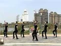 春英广场舞阳光下的哈达