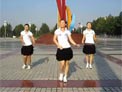 云裳馨悦广场舞阳光来了
