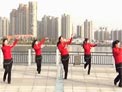 青儿广场舞妹妹比花俏