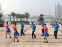 青儿广场舞以爱相宜