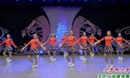 杨艺格格慧文广场舞《小芳啊小芳》
