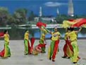 杨艺广场舞好一个艳阳天