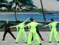 杨艺广场舞快乐的人请鼓掌
