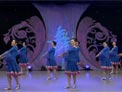 杨艺广场舞背水姑娘