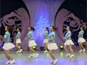 杨艺广场舞触电