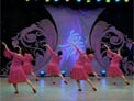 杨艺广场舞梦入桃花源