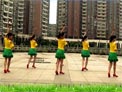 高安子君广场舞有你真好