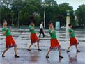 高安子君广场舞漂浪的行船人