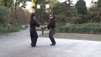 北京水兵舞教学第一套第十一个花垦荒步