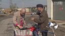 关东微喜剧搞笑小品相声二人转《大虎买黄瓜
