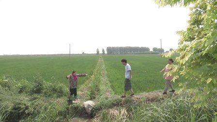 关东微喜剧《小鬼难缠》
