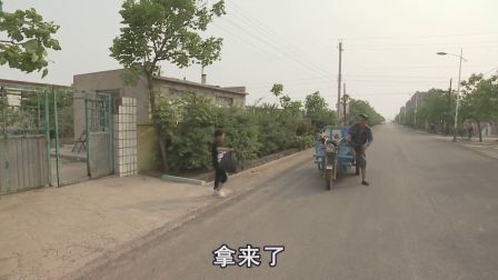 关东微喜剧《收易拉罐》