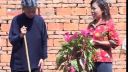 民间小调《俩个儿子活葬母》3