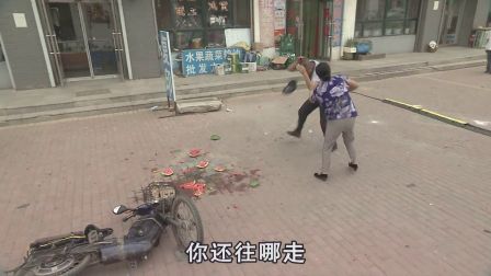 关东微喜剧《电动车没老保》