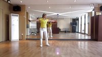 舞灵美娜子广场柔力球亲亲茉莉花：背面演示 