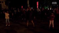 舞灵美娜子广场舞《A4腰》 夜舞版