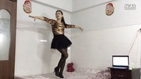 青青世界广场舞 黑色高跟鞋配 超好听恰恰舞