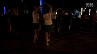 舞灵美娜子广场双人舞 《一直爱着你》姐妹