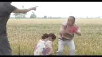 民间小调《姐夫偷看小姨子》6