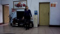 米悠悠广场舞《蝴蝶翩翩飞》