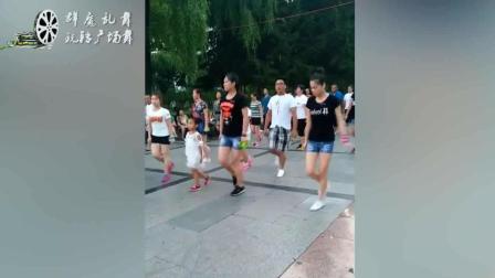 广场舞舞步萌萌哒
