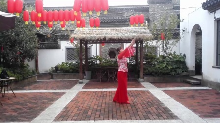 合肥巧语玲珑广场舞《肩上的云》编舞下载