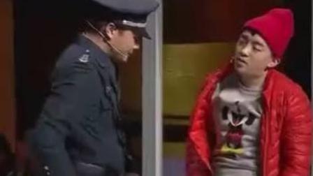 搞笑小品《人不可貌相》小伙帮住别人却被误