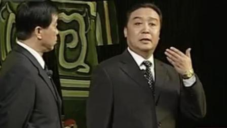 侯耀文石富宽师胜杰演绎相声《拿人手短》爆