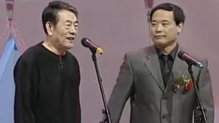 杨少华赵伟洲演绎相声《小抬杠》爆笑全场