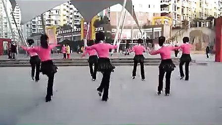 周思萍广场舞《恰恰》标清