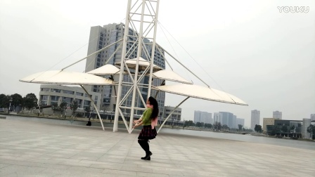 舞灵美娜子广场舞 外景版《火辣的歌声草原
