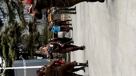 陶然亭水兵舞一拖二