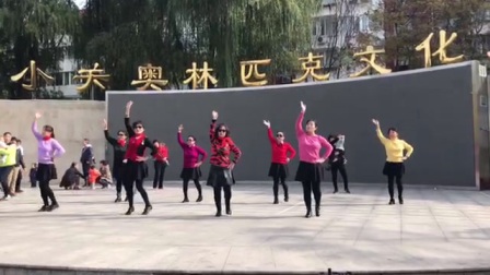 《爱我就把我来追求》春英广场舞