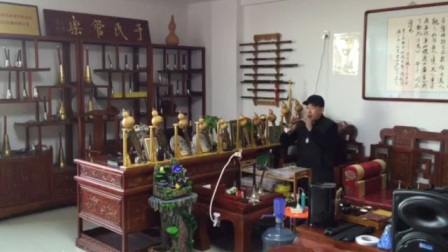 如何挑选唢呐 老红木小D调唢呐配哨子面哨片