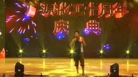 东北二人转《小夫妻粗口段子》 模仿赵四惟