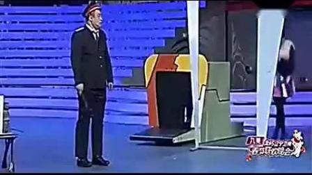 小沈阳被宋小宝逗笑场好几次