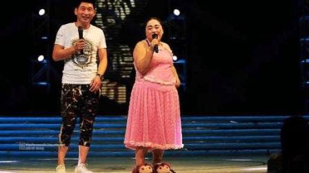 相信大多人都没看过小黄飞的这个小品 二人