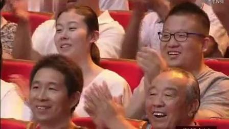 范军 郭晨东说相声《郭晨东上演手劈砖》下载