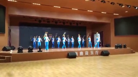 东港区老年体协舞蹈队绳操《中国美》