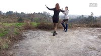 米悠悠广场舞《宝贝不他》自编简单恰恰