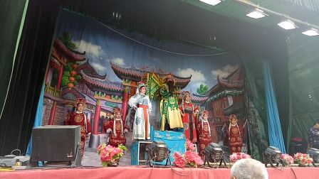 越调《反五关》三春香越调剧团