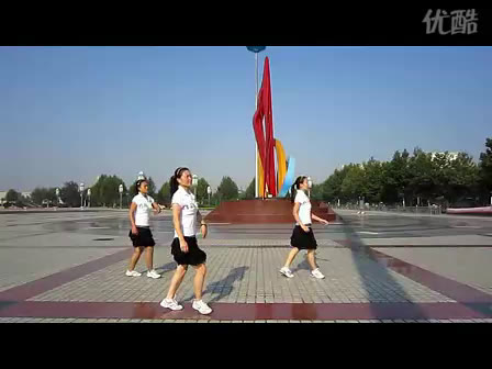 云裳广场舞《走天涯》标清