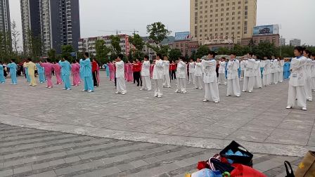 舞钢市2017易筋经展演