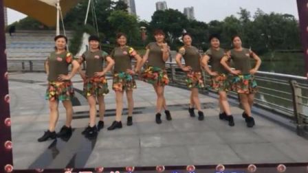 青儿广场舞《路过幸福错过爱》32步 含背面