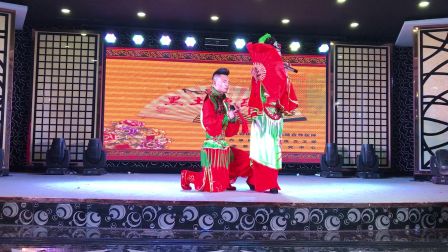 二人转正戏龙凤配《小王打鸟》演员李鑫 关明月下载
