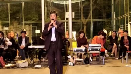 鄞州邱隘文化广场篮球场旁边宝贝组合《甬剧