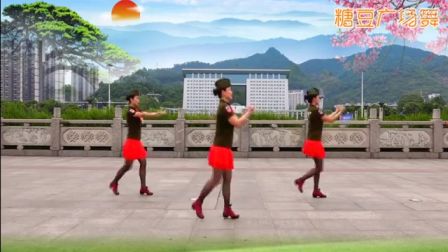 吉美广场舞《情歌赛过春江水》水兵舞背面标