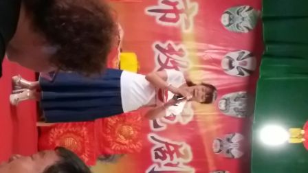 戏迷张贵兰清唱晋剧《绑子上壂》